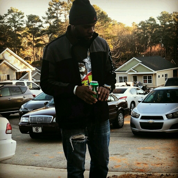 Meet your Posher, Kevin - Picture 1 of 1